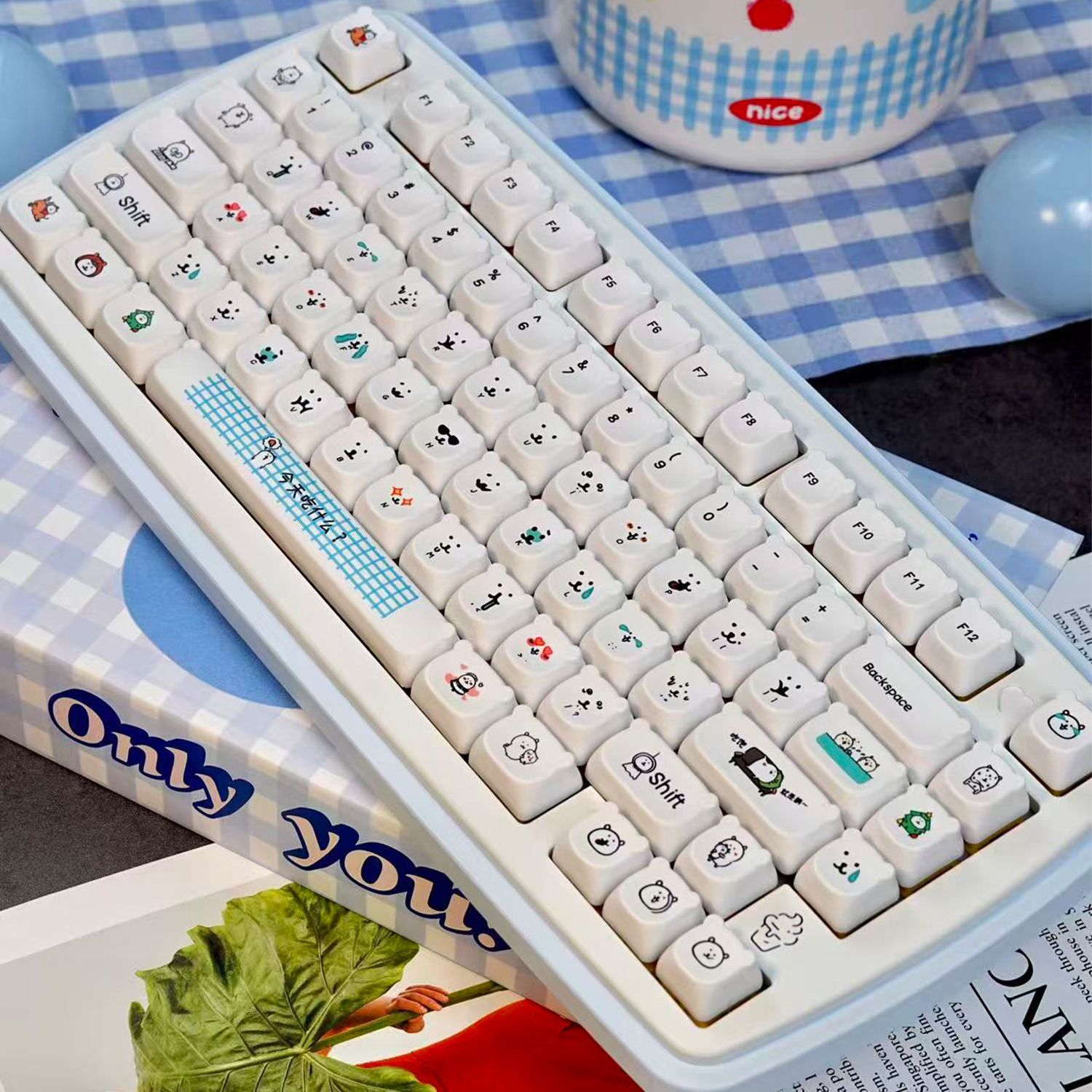 Kawaii Cartoon Joke Bear PBT K - огляд і ціна Gaming Accessories Kawaii